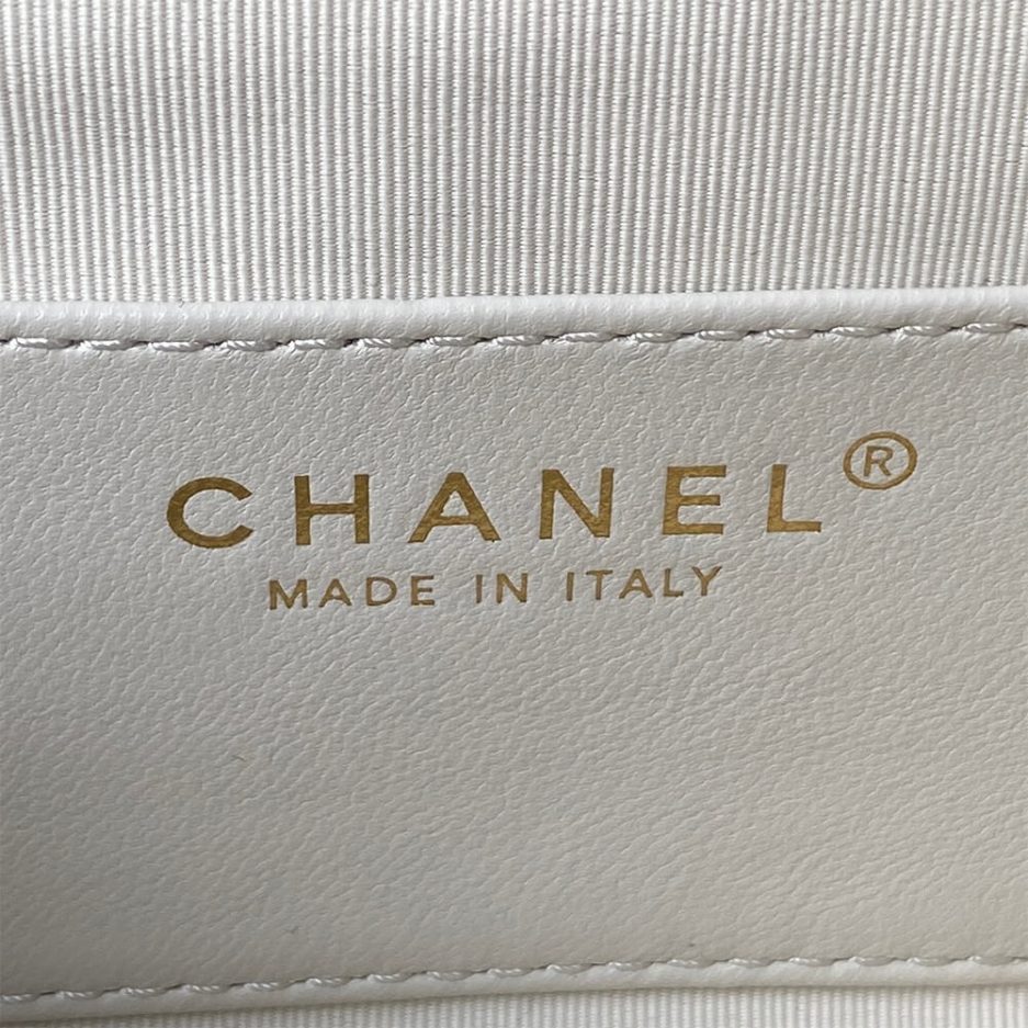CHANEL BAGUETTE BAG